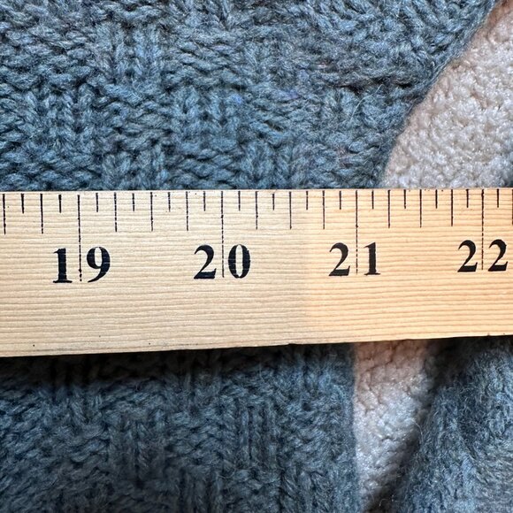 Inis Crafts Sweater Womens Small Irish Merino Wool Cable Knit Turtleneck Chunky - Picture 6 of 6